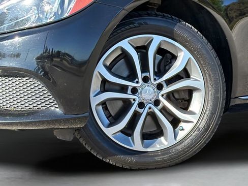 Used 2015 Mercedes-Benz C 300 4MATIC Sedan image 6