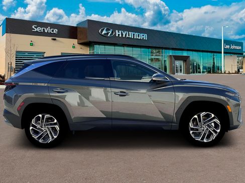New 2026 Hyundai Tucson Limited AWD/4WD image 9