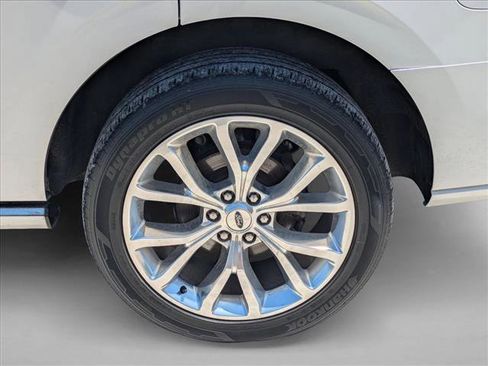 Used 2018 Ford Expedition Platinum AWD/4WD image 8
