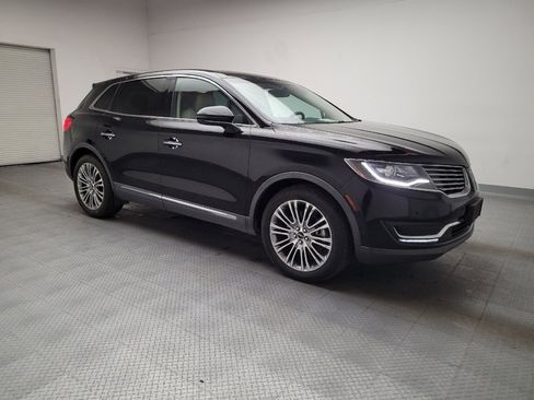 Used 2017 Lincoln MKX Reserve image 11