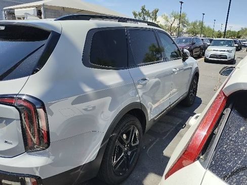 Certified 2024 Kia Telluride SX Prestige X-Line AWD/4WD image 12