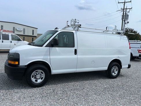Used 2020 Chevrolet Express 2500 w/ Driver Convenience Package RWD image 1
