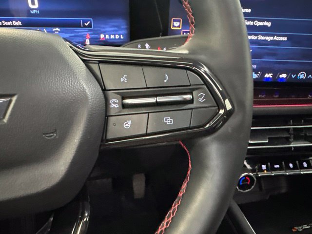 Used 2025 Chevrolet Traverse RS AWD/4WD image 8