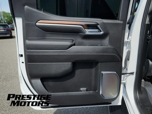 Used 2024 GMC Sierra 1500 Denali AWD/4WD image 20