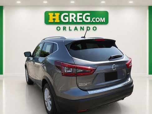 Used 2022 Nissan Rogue Sport SV w/ Technology Package AWD/4WD image 2