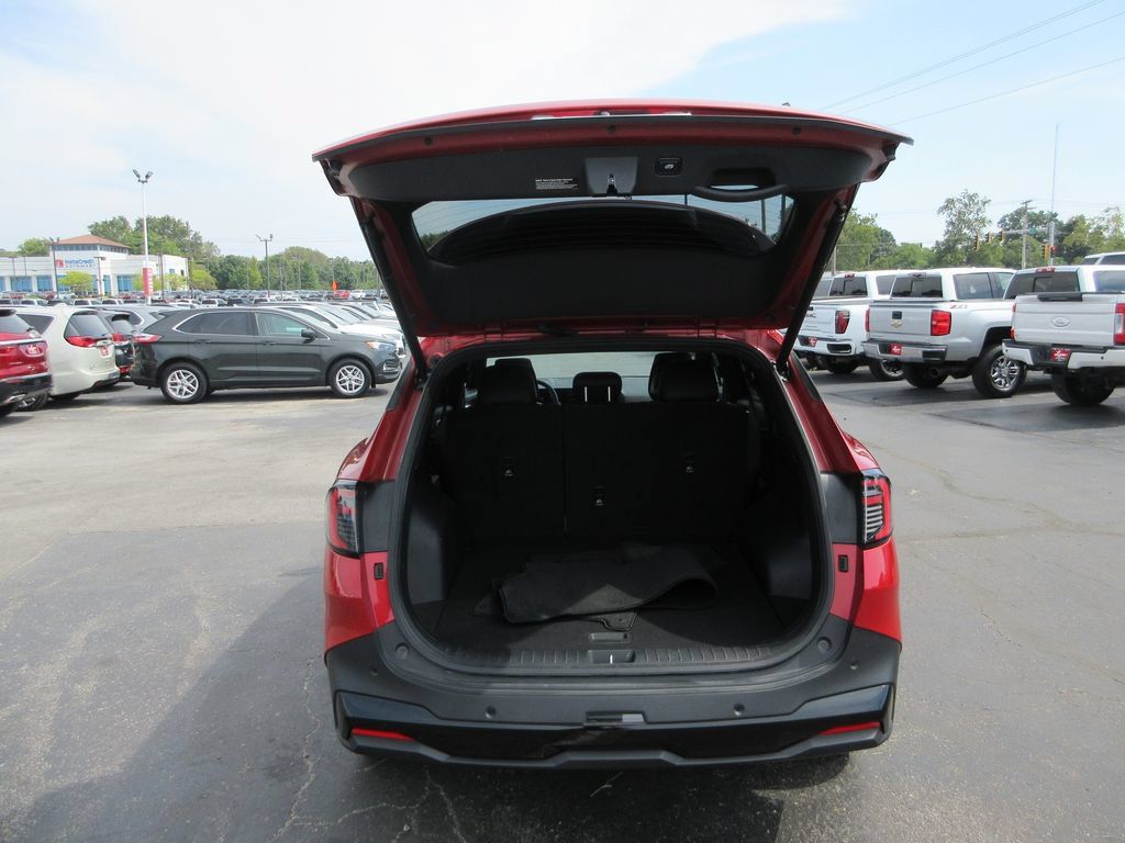 Used 2026 Kia Sportage X-Line w/ X-Line Premium Package AWD/4WD image 8