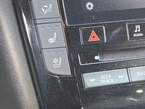 Used 2024 INFINITI QX50 Sport image 37