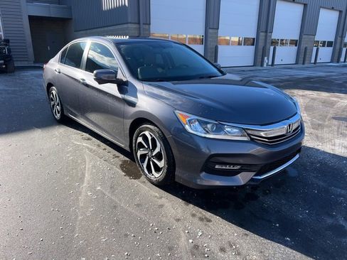 Used 2016 Honda Accord EX-L image 3