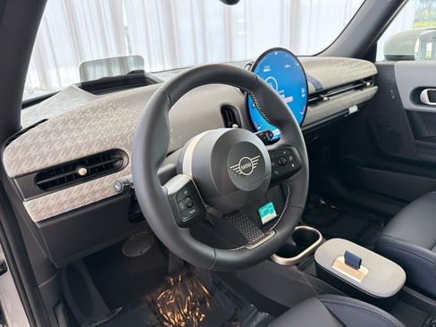 New 2026 MINI Cooper 2-Door Hardtop FWD image 4