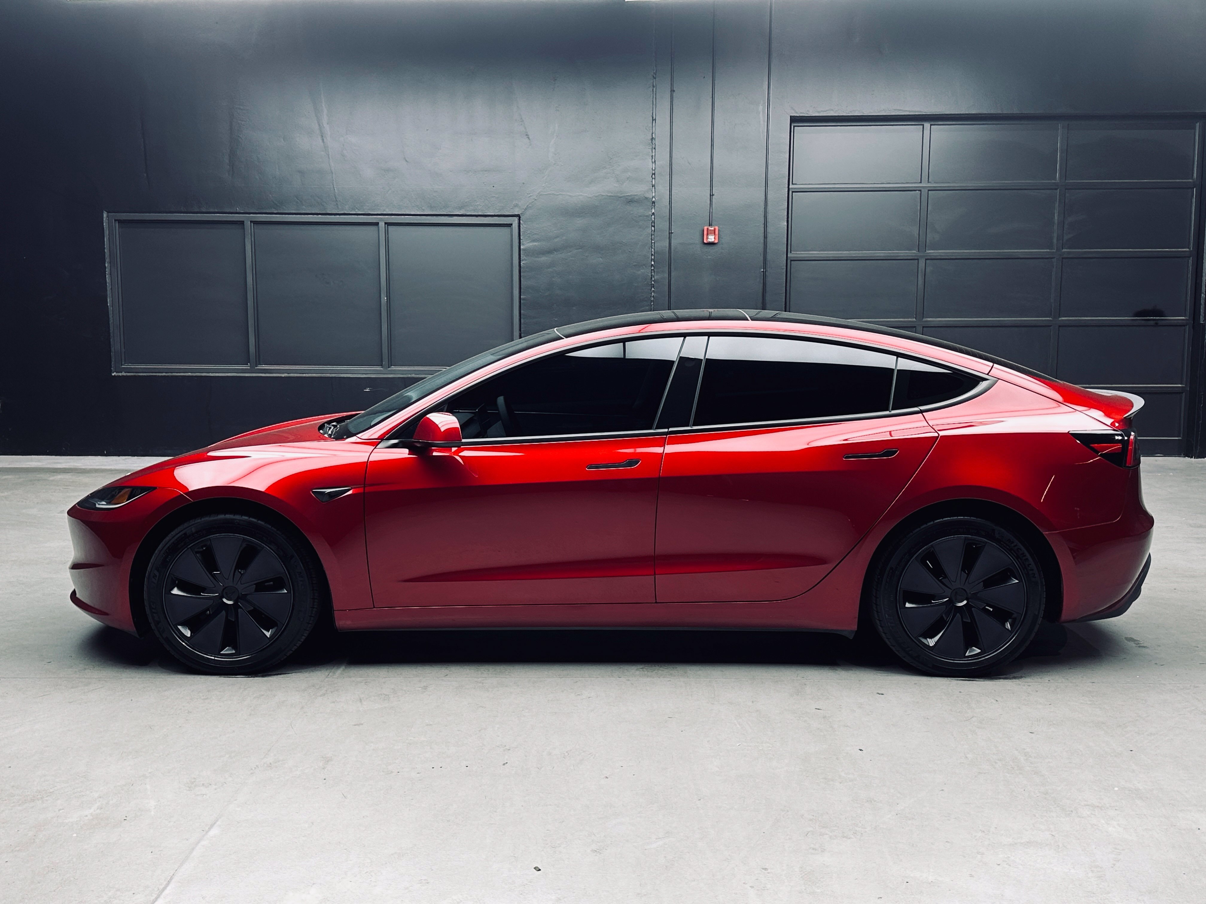 Used 2025 Tesla Model 3 Long Range RWD image 4