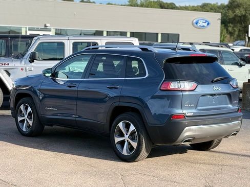 Used 2020 Jeep Cherokee Limited AWD/4WD image 34