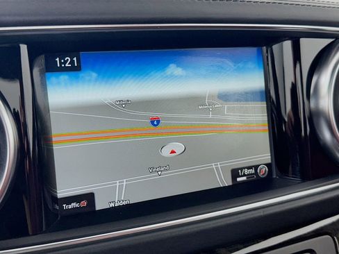 Used 2018 Mercedes-Benz SL 550 image 15