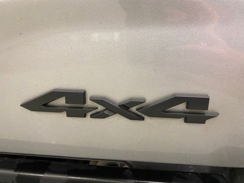 Used 2022 RAM 2500 Big Horn w/ Night Edition AWD/4WD image 28