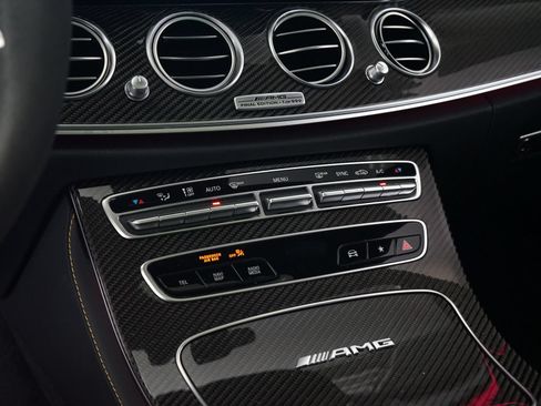 Used 2023 Mercedes-Benz E 63 AMG S image 17