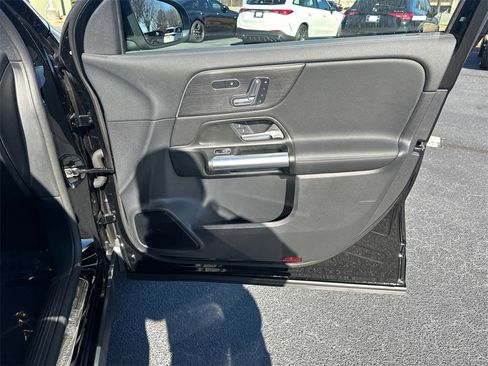 Certified 2026 Mercedes-Benz GLA 250 4MATIC image 15