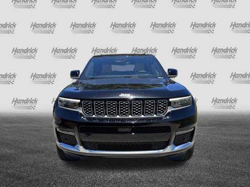 Used 2023 Jeep Grand Cherokee L Summit AWD/4WD image 3