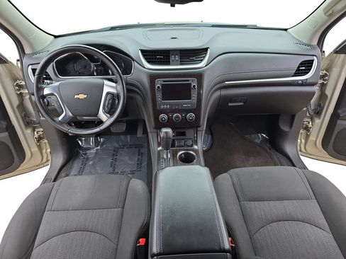 Used 2016 Chevrolet Traverse LT FWD image 9
