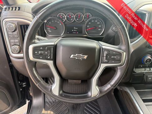 Used 2022 Chevrolet Silverado 1500 RST AWD/4WD image 17