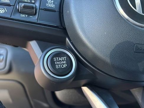 Used 2023 Alfa Romeo Giulia Veloce image 29