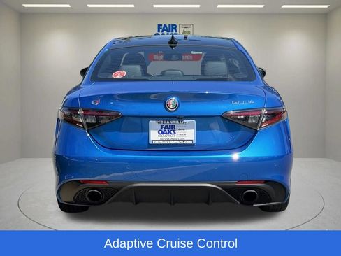 Used 2024 Alfa Romeo Giulia Veloce AWD/4WD image 9
