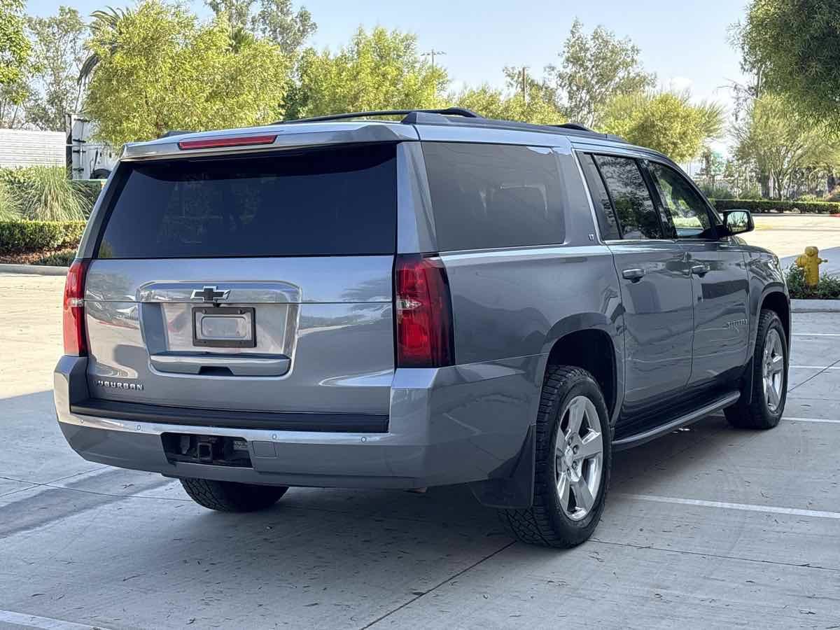 Used 2019 Chevrolet Suburban LT AWD/4WD image 3
