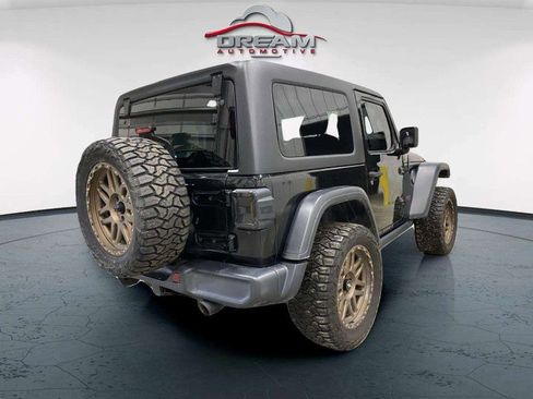 Used 2018 Jeep Wrangler Rubicon AWD/4WD image 16