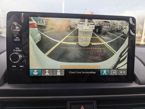 New 2025 Honda Pilot Touring image 17