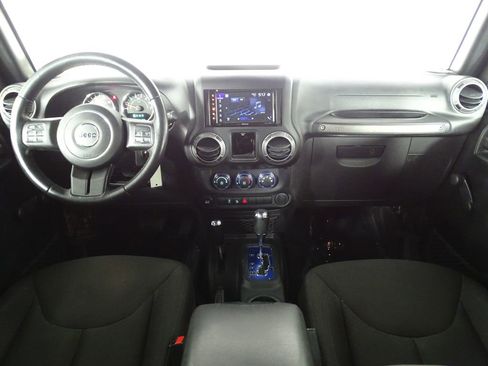 Used 2017 Jeep Wrangler Unlimited Sport w/ Connectivity Group image 24