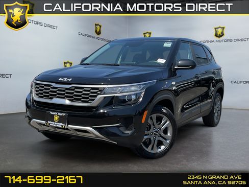 Used 2022 Kia Seltos LX AWD/4WD image 1