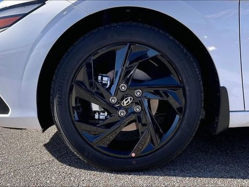 New 2026 Hyundai Elantra SEL Sport Premium FWD image 12