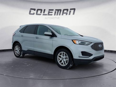 Used 2024 Ford Edge SEL image 7