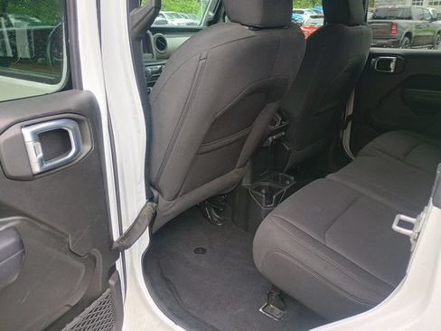 Used 2021 Jeep Wrangler Unlimited Sport AWD/4WD image 19