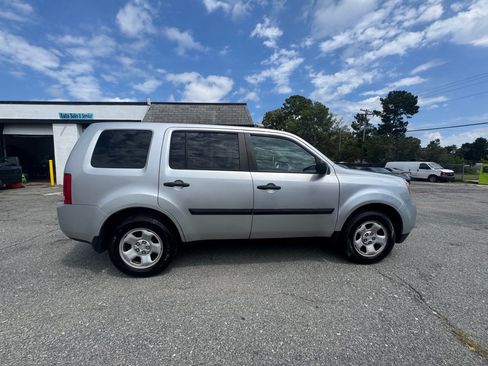 Used 2015 Honda Pilot LX image 10