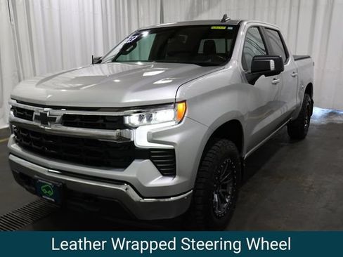 Certified 2022 Chevrolet Silverado 1500 LT w/ Safety Package AWD/4WD image 23