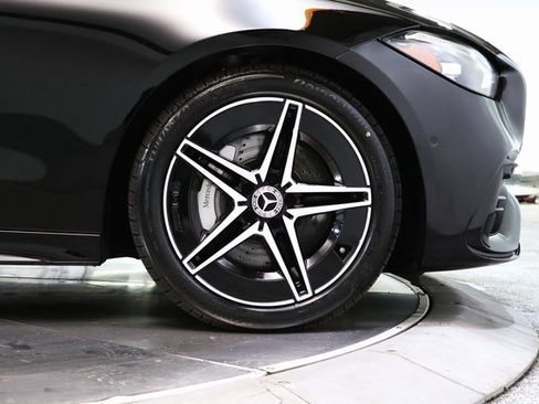 Used 2025 Mercedes-Benz C 300 4MATIC Sedan image 15