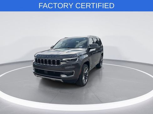 Certified 2022 Jeep Wagoneer Series III w/ Premium Group I image 2