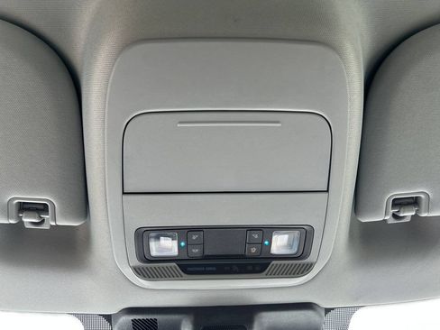 Used 2025 Ford F250 XLT AWD/4WD image 19