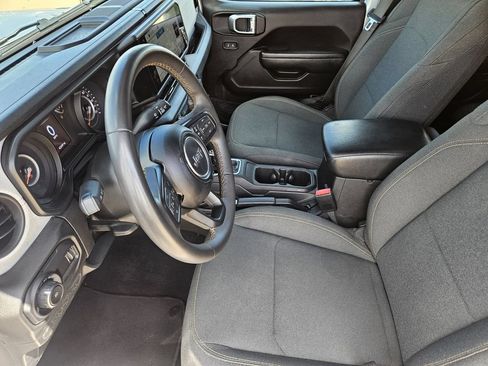 Used 2024 Jeep Wrangler Unlimited Sport AWD/4WD image 13