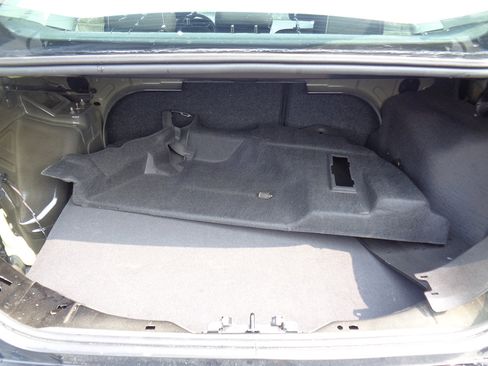 Used 2016 Ford Focus SE w/ SE Sport Package image 11