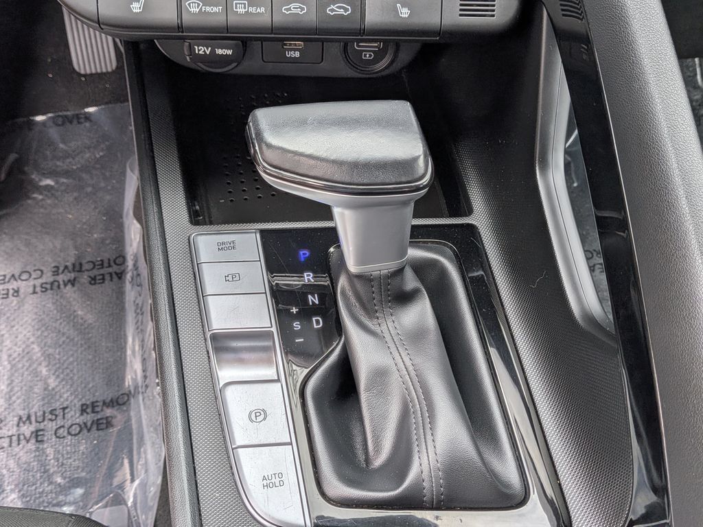 Used 2023 Hyundai Elantra SEL w/ Convenience Package FWD image 23