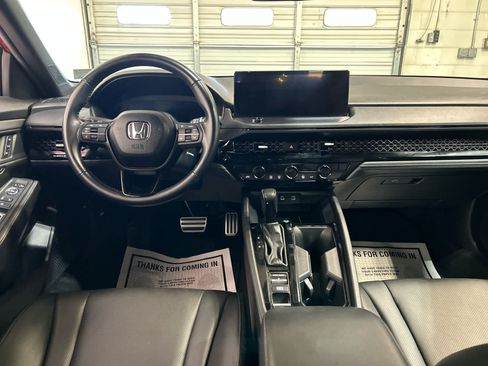 Used 2025 Honda Accord Sport image 4