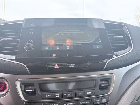 Used 2020 Honda Pilot EX image 18