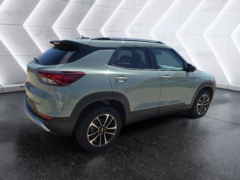 New 2026 Chevrolet TrailBlazer LT w/ Driver Confidence Package FWD image 5