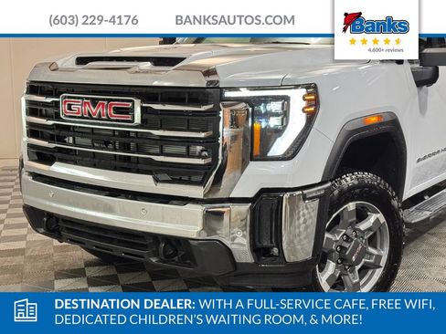 New 2026 GMC Sierra 2500 SLT w/ SLT Premium Package AWD/4WD image 3
