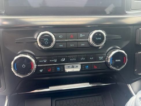 Used 2025 Ford F150 Raptor AWD/4WD image 15