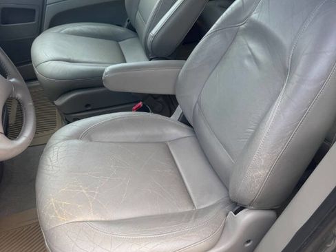 Used 2000 Mercury Villager Estate image 14