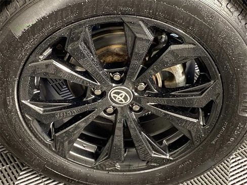 Used 2022 Toyota RAV4 XSE image 30