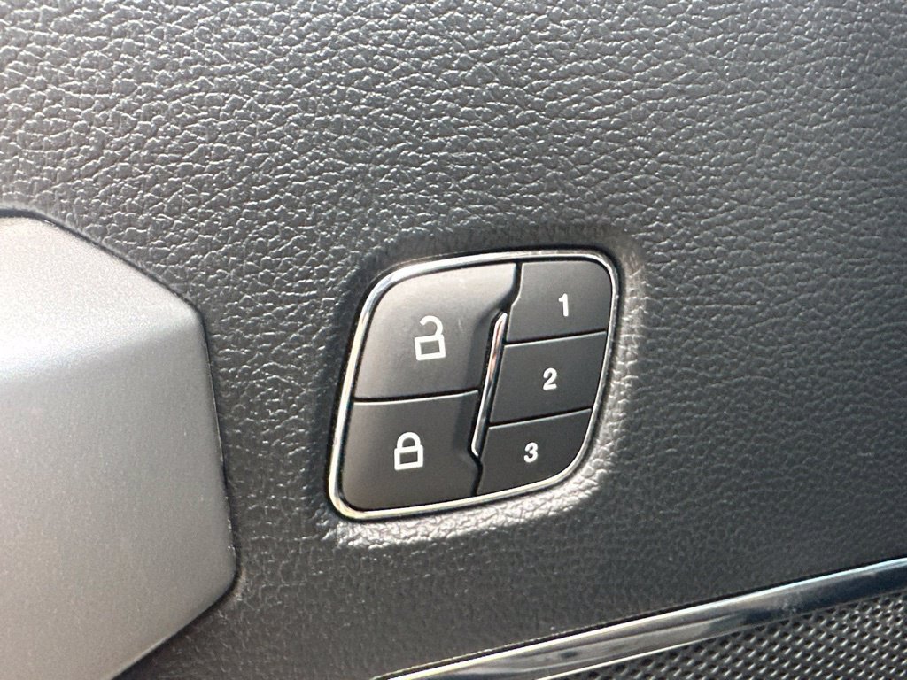 Used 2019 Ford F150 Lariat AWD/4WD image 15