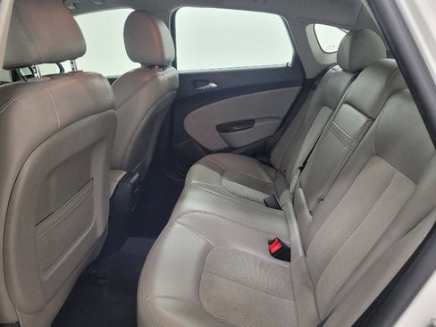 Used 2014 Buick Verano FWD image 18