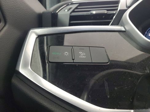 Used 2022 Audi Q3 2.0T Premium Plus w/ Premium Plus Package image 35